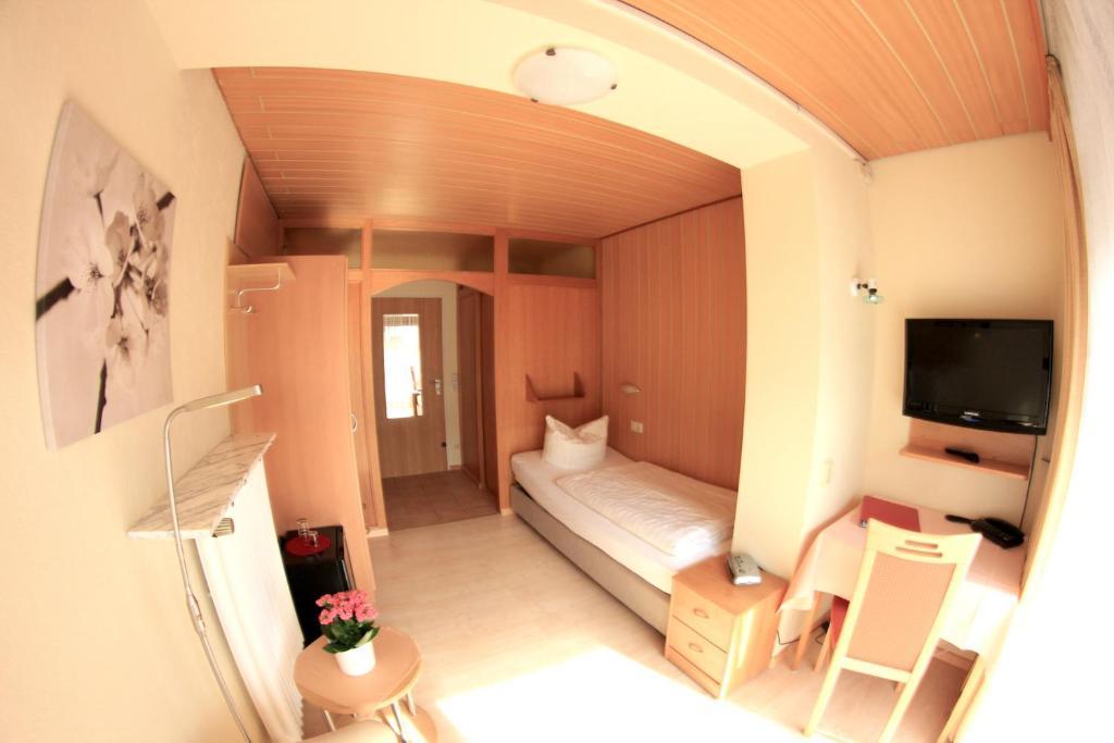 Hotel Schmid บัดเบลลิงเงน ห้อง รูปภาพ